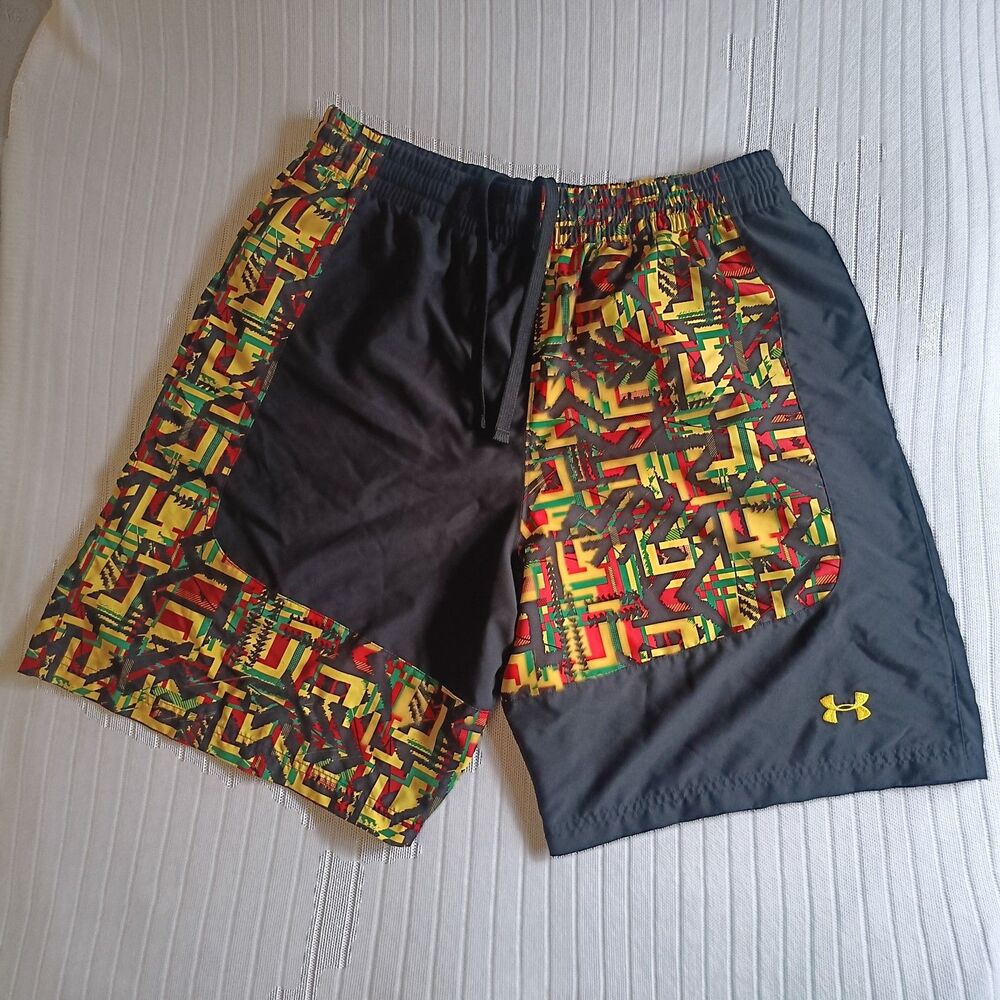 Under Armour Adult Mens Shorts XL  black and geometric print athleisure training